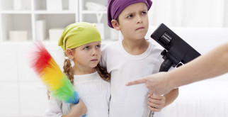 Как научить ребенка убирать квартиру?