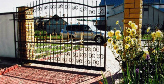 Откатные ворота: понятие, принцип работы, преимущества